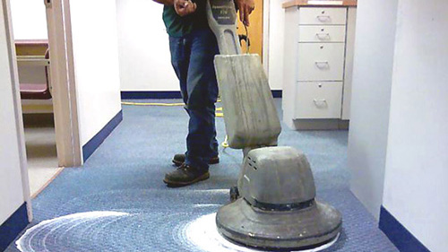 地毯清潔如何做到無(wú)污漬無(wú)異味無(wú)霉變的標(biāo)準(zhǔn)